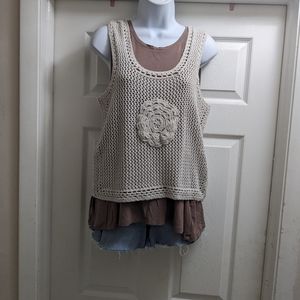 Jessica Simpson crochet top